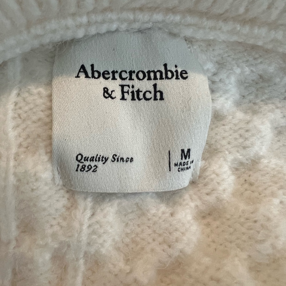 Abercrombie Cable Knit Quarter-Zip - Picture 4 of 4